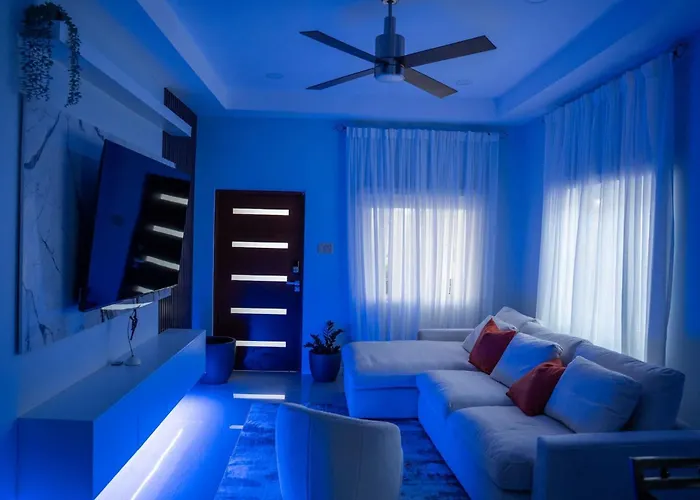 Tys Luxury In Och Rios With Outdoor Cinema * Ocho Rios