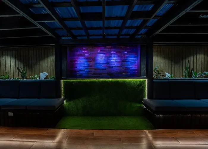 Tys Luxury In Och Rios With Outdoor Cinema * Ocho Rios